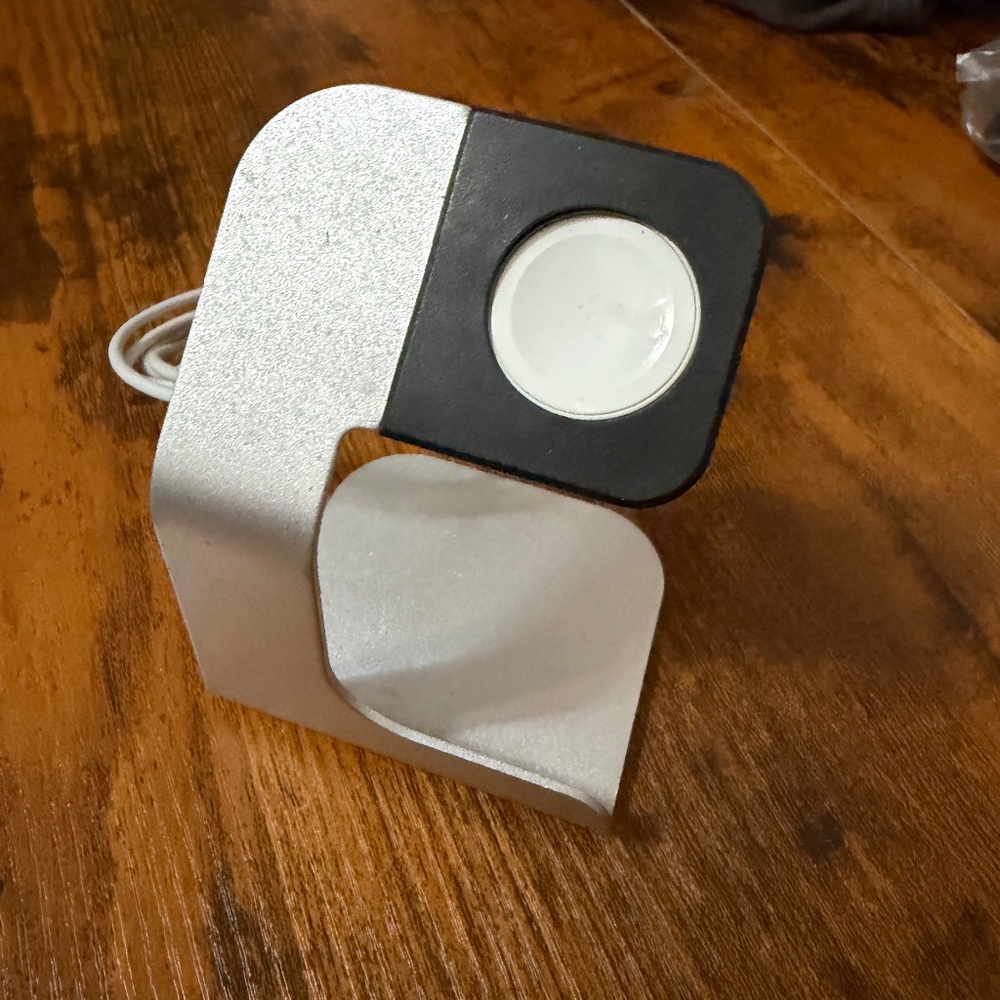 Apple Watch charger base stand